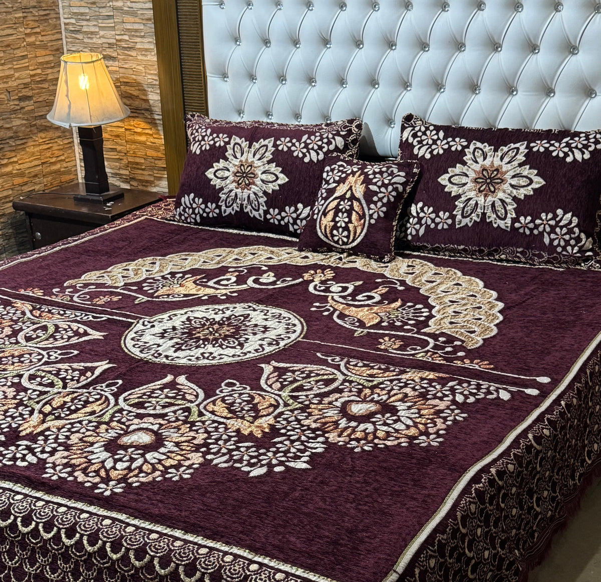 4 pc velvet jacquard bedsheet