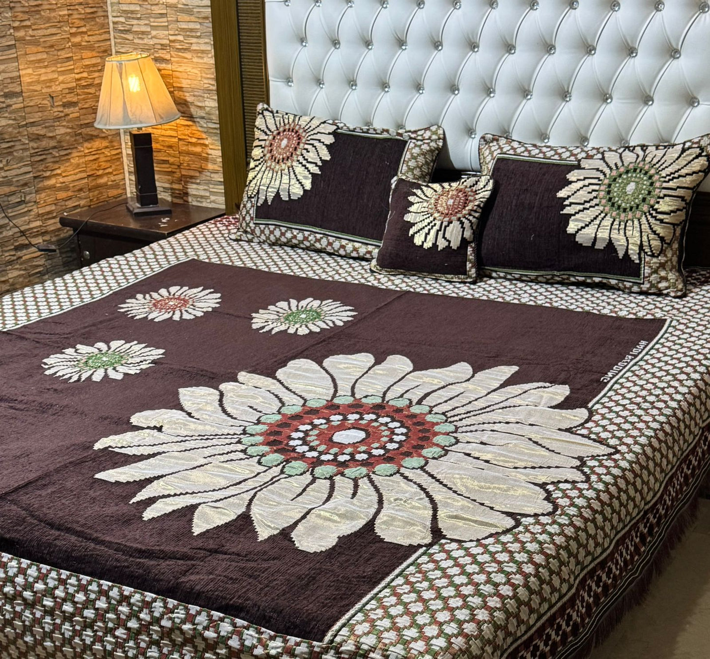 4 piece velvet jacquard bedsheet