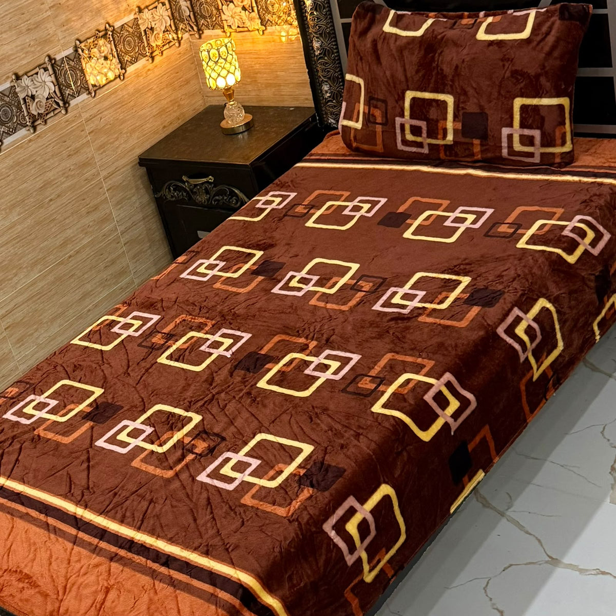 Premium Fleece Bedsheet Pair – Winter Collection