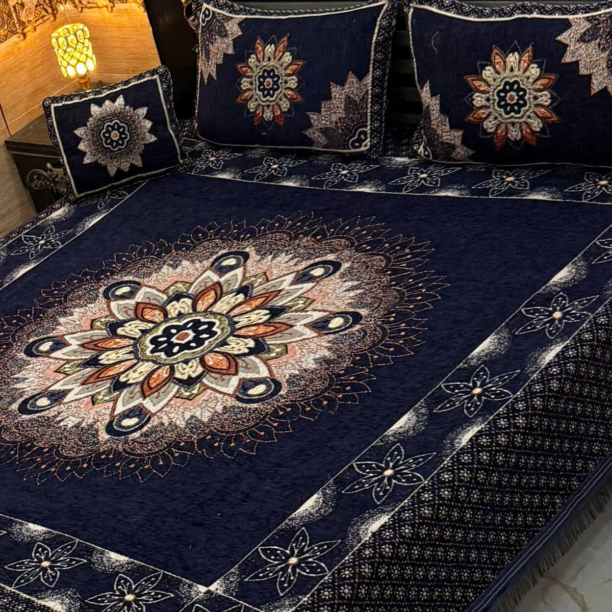 4 pc velvet jacquard bedsheet
